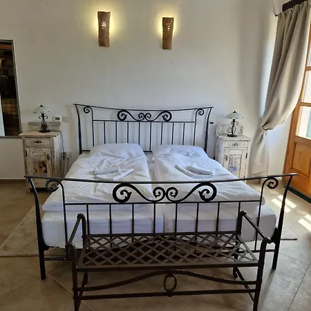 Castelletto Parenzana Villa