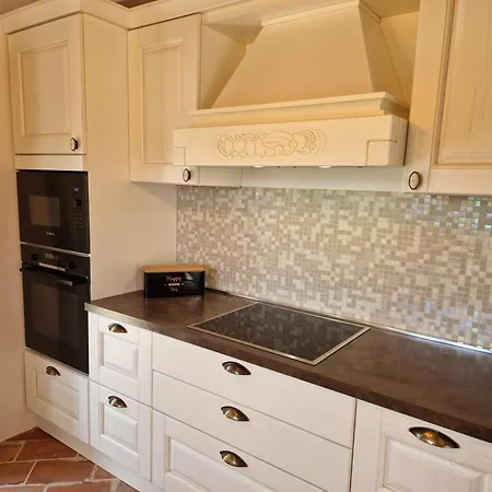 Castelletto Parenzana *