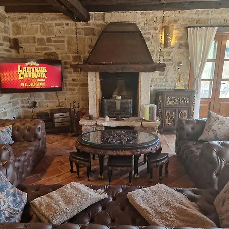 Castelletto Parenzana *