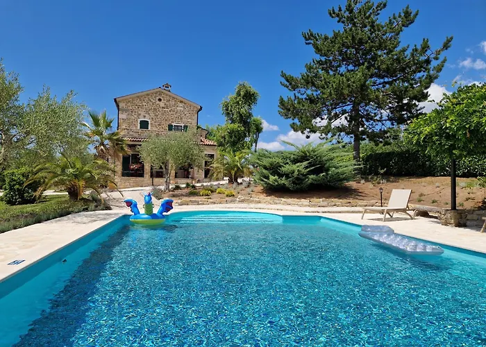 Castelletto Parenzana * Motovun